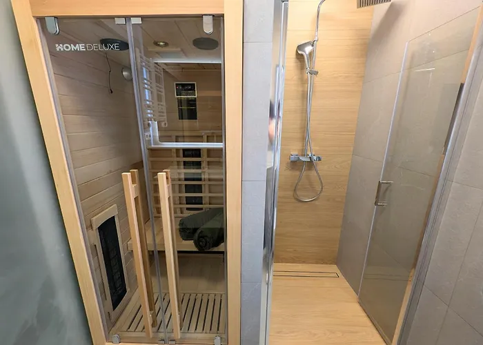 House 756 Ferienhaus Mainz - 4 Schlafzimmer, 2 Badezimmer, Gaeste Wc, Sauna, Outdoor-Kueche